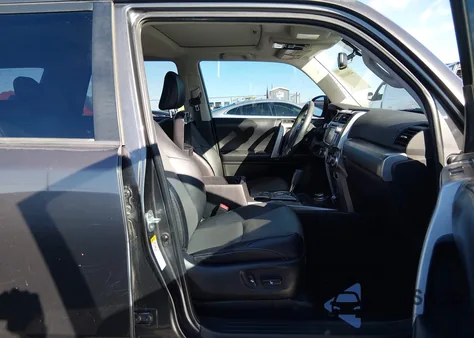 2016 Toyota 4Runner Sr5 Premium z USA, uszkodzony, nr VIN JTEBU5JR3G5325225